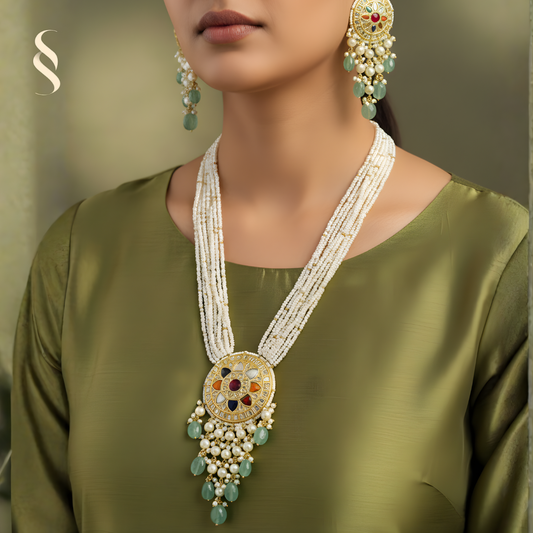 Avyanna Long Necklace
