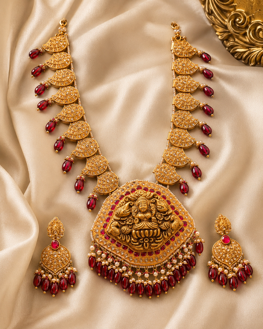 Mahalakshmi Manikya Vaibhav Haar Set