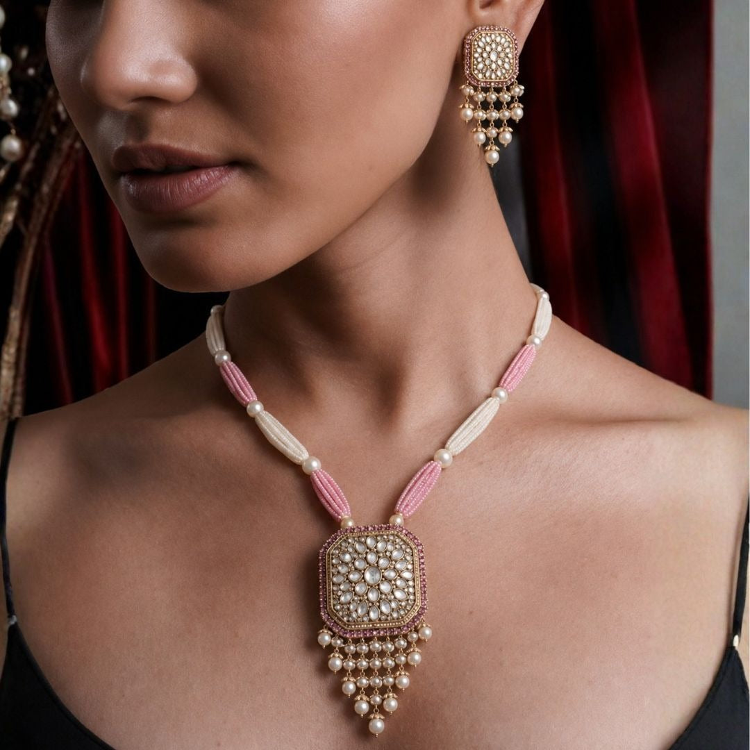 Navira Long Necklace